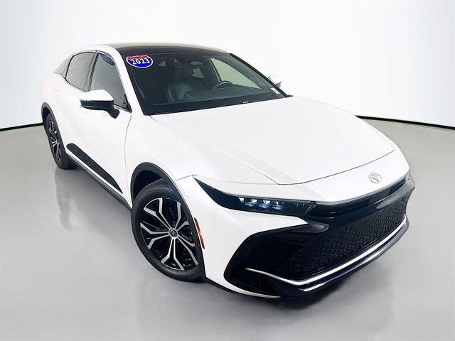 Used 2023 Toyota Crown AWD/4WD image 2
