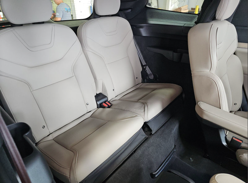 Used 2025 Volvo EX90 Ultra AWD/4WD image 19