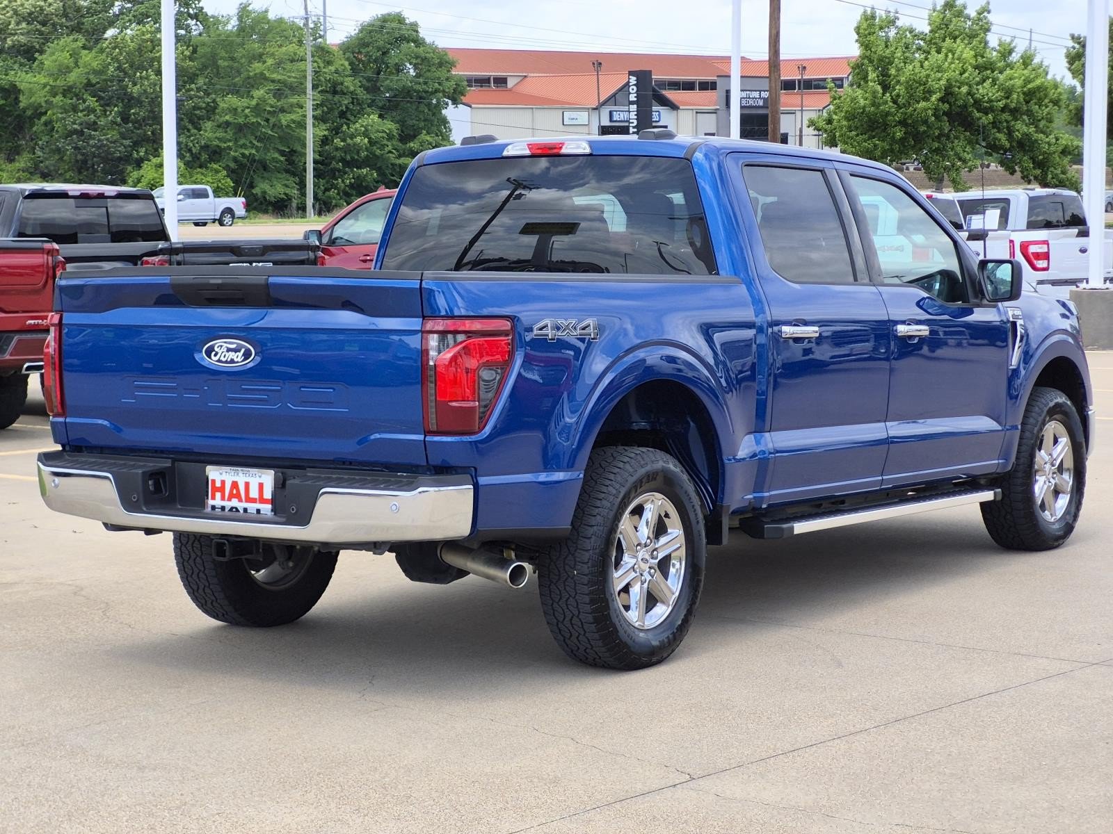 Used 2025 Ford F150 XLT w/ Equipment Group 301A Standard AWD/4WD image 6