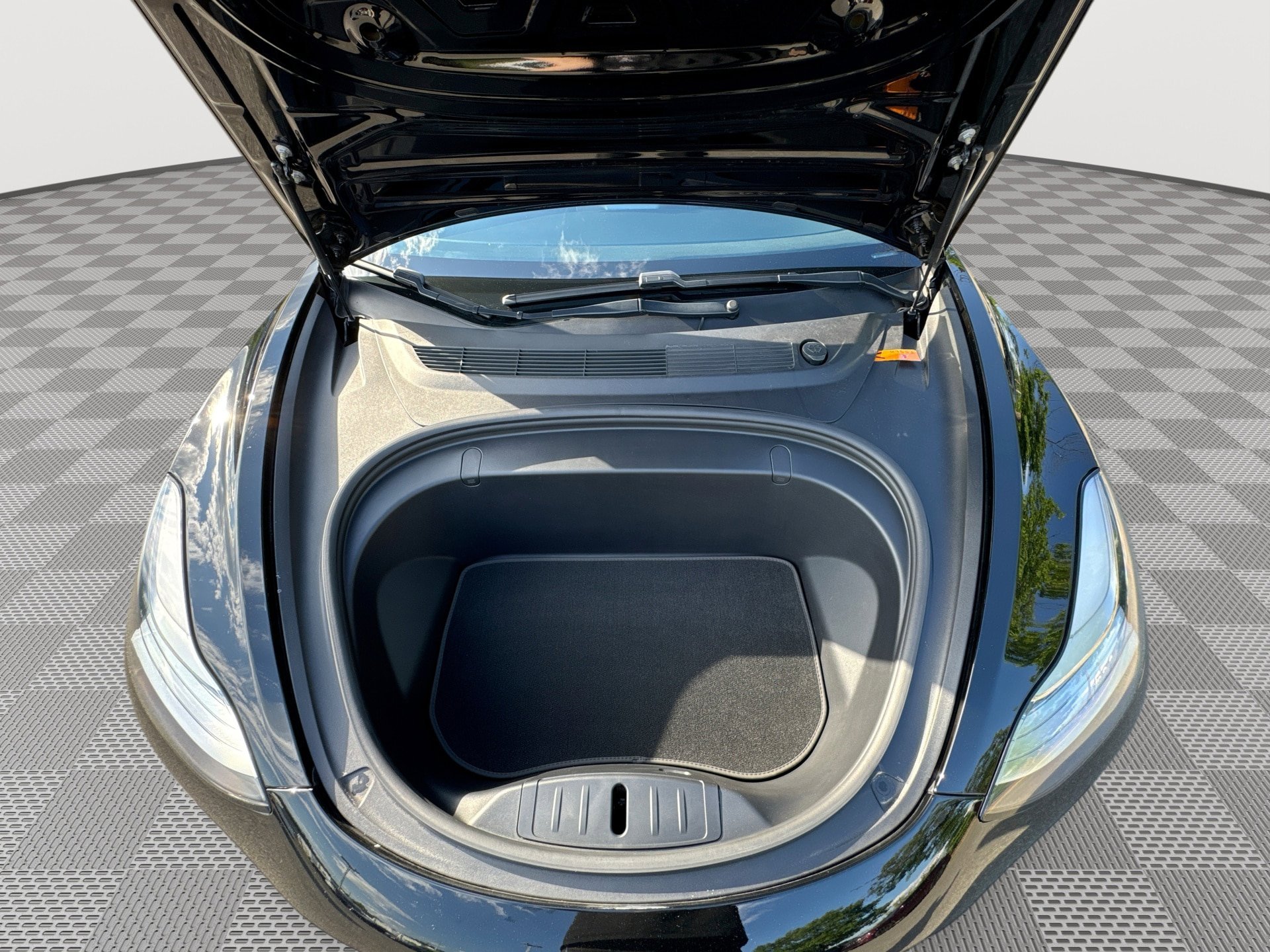 Used 2018 Tesla Model 3 Mid Range RWD image 18