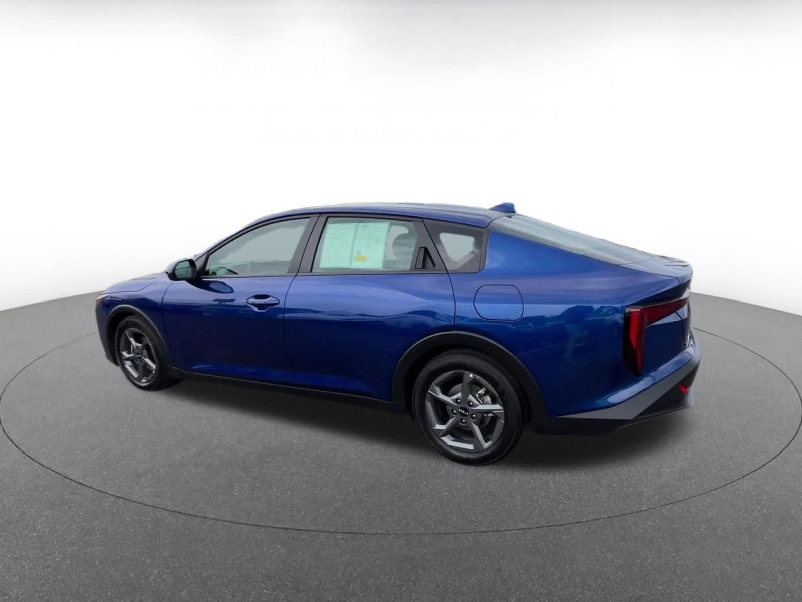 Used 2025 Kia K4 FWD image 10