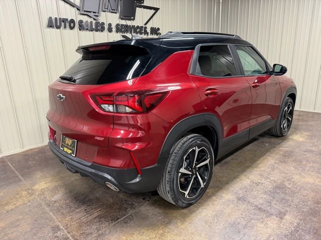 Used 2023 Chevrolet TrailBlazer RS w/ Sun and Liftgate Package image 8