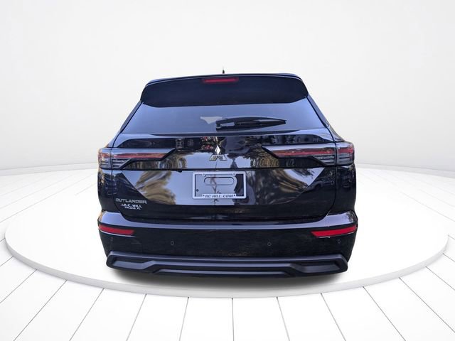 New 2025 Mitsubishi Outlander ES image 5