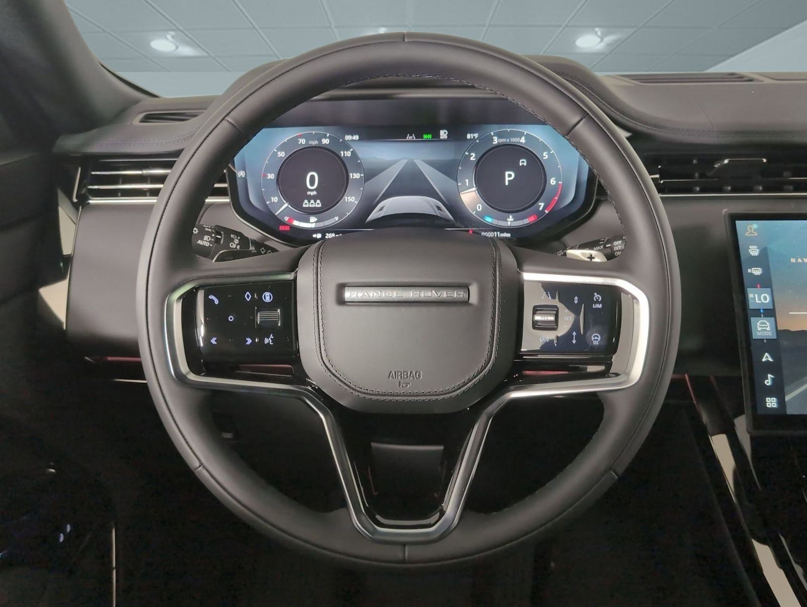 Used 2025 Land Rover Range Rover Sport SE image 14