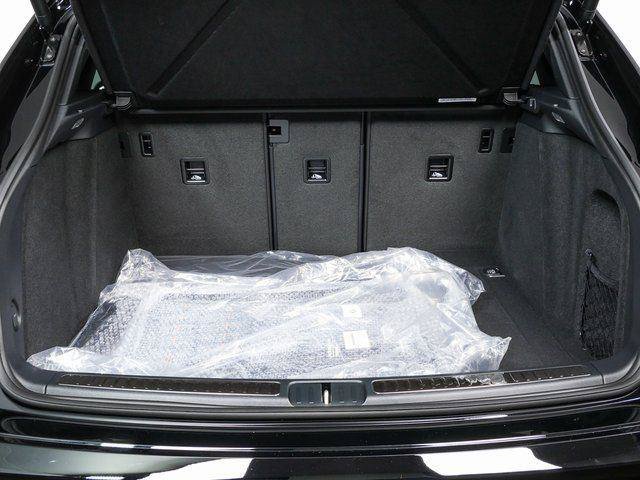 New 2026 Porsche Macan AWD/4WD image 32