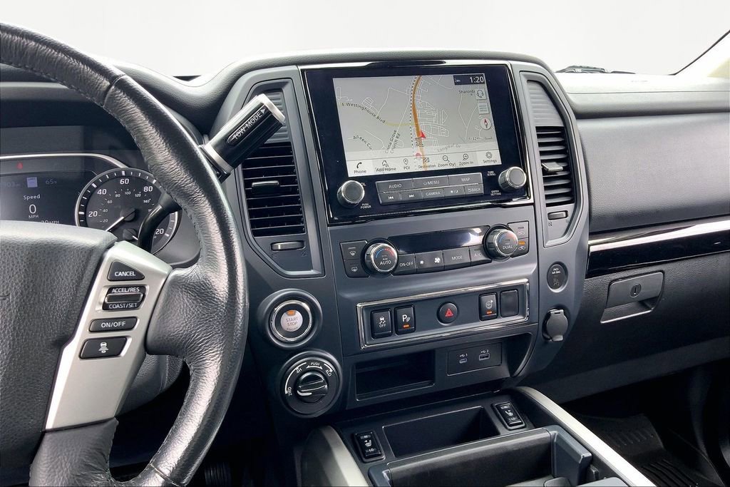 Used 2022 Nissan Titan SV w/ SV Convenience Package image 9