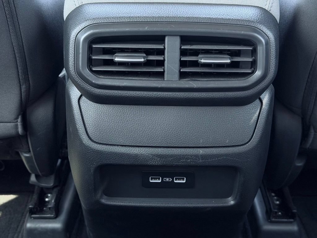Used 2023 Honda Pilot LX image 25