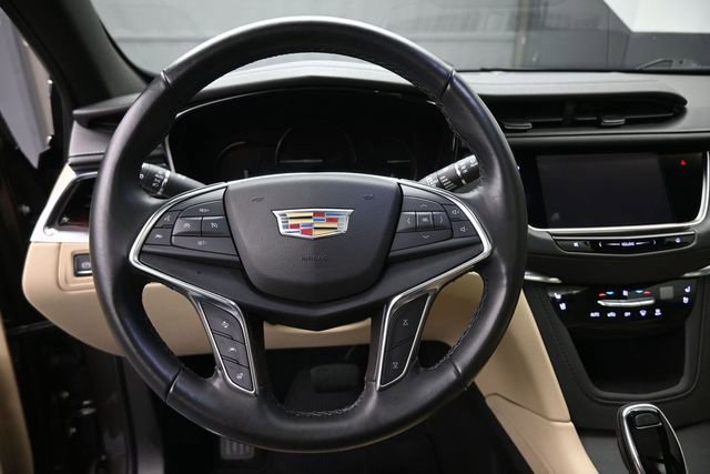 Used 2019 Cadillac XT5 Premium Luxury FWD image 23