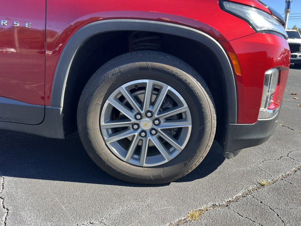 Used 2022 Chevrolet Traverse LT image 10