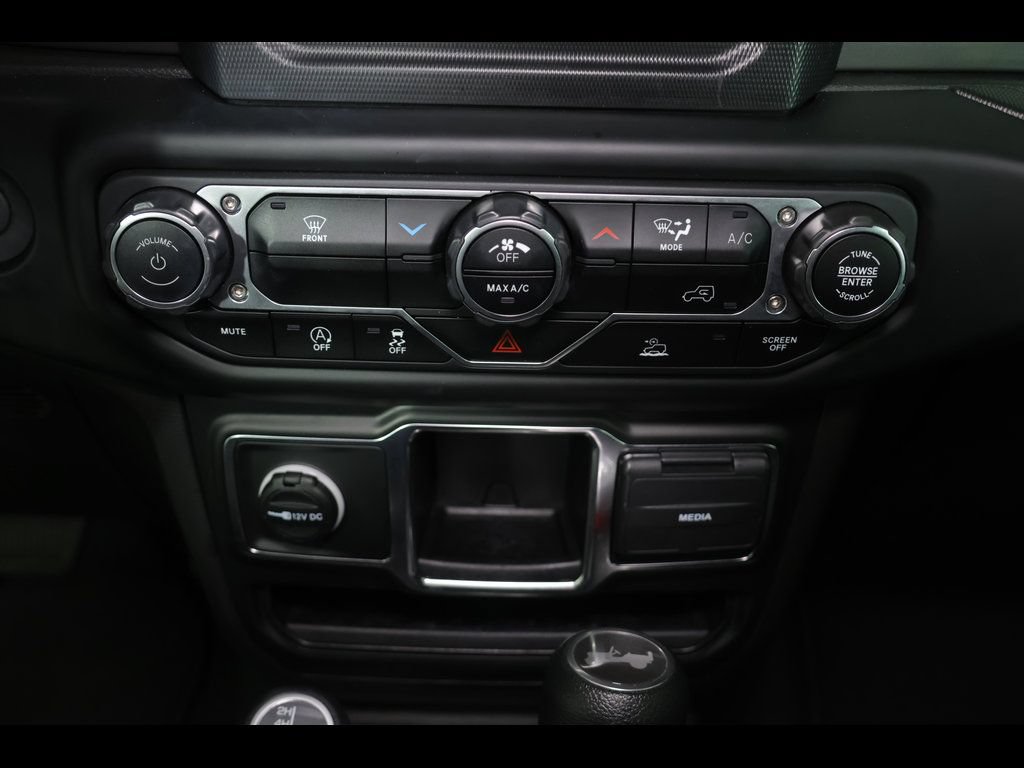 Used 2023 Jeep Wrangler Unlimited Sport AWD/4WD image 22