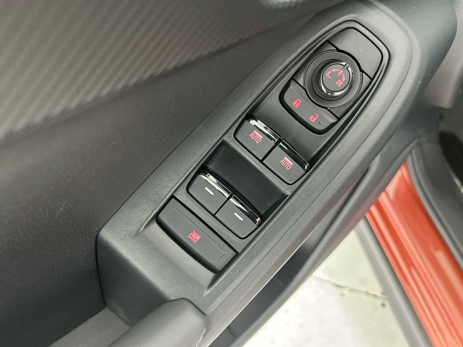 Used 2024 Subaru Crosstrek 2.0i Premium w/ Popular Package #3 image 15