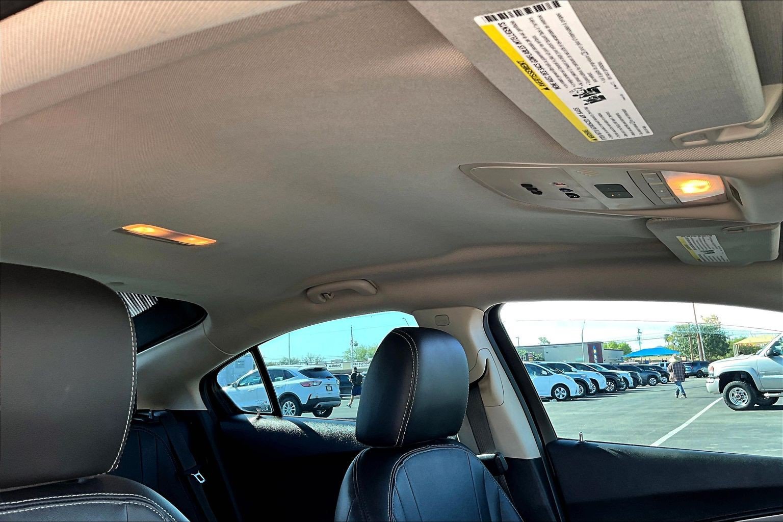 Used 2014 Chevrolet Volt Premium w/ Premium Trim Package FWD image 16