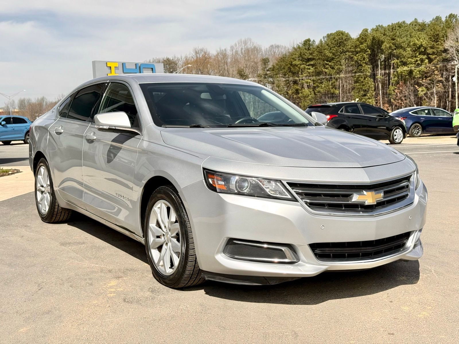 Used 2017 Chevrolet Impala LT image 6