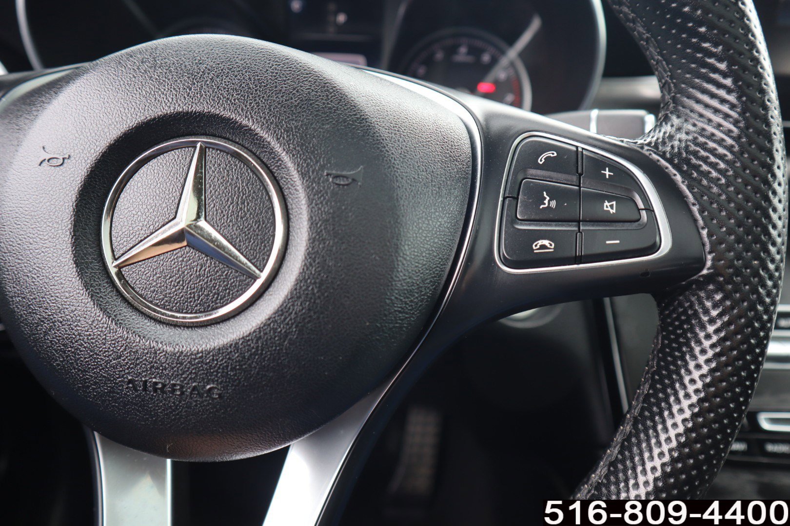 Used 2019 Mercedes-Benz GLC 300 4MATIC image 24