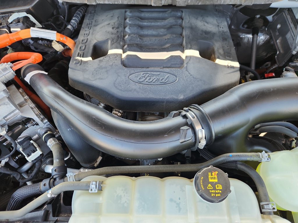 Used 2021 Ford F150 Lariat w/ Equipment Group 502A High AWD/4WD image 15