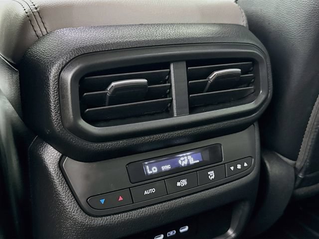 Used 2025 Honda Pilot EX-L image 25