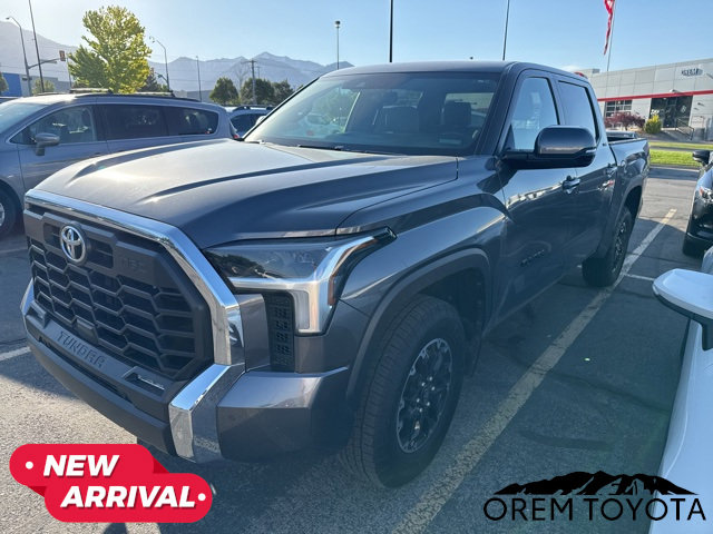 Used 2025 Toyota Tundra SR5 w/ TRD Off-Road Package AWD/4WD image 9
