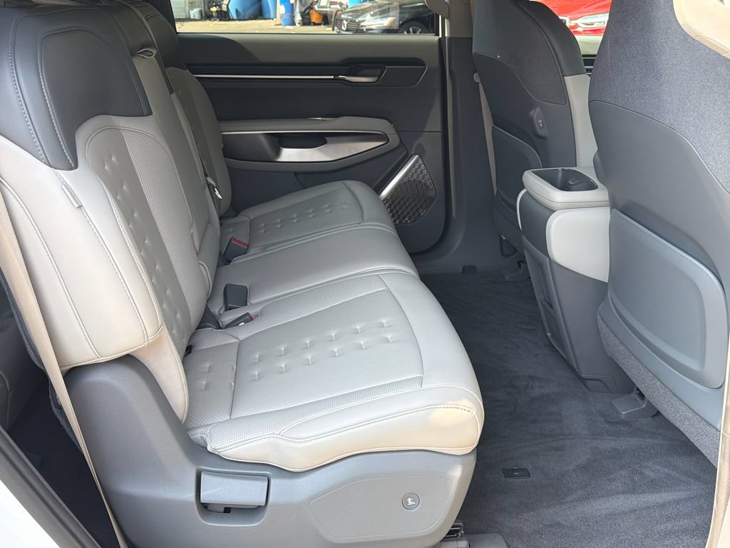 Certified 2024 Kia EV9 Wind AWD/4WD image 18