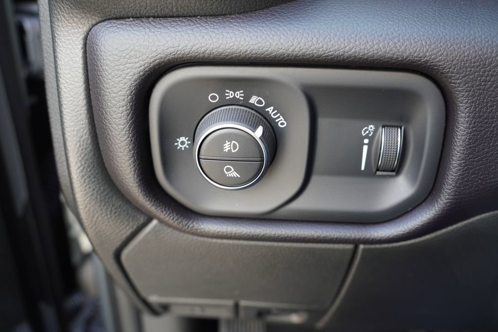 Certified 2024 RAM 2500 Big Horn w/ Night Edition image 24