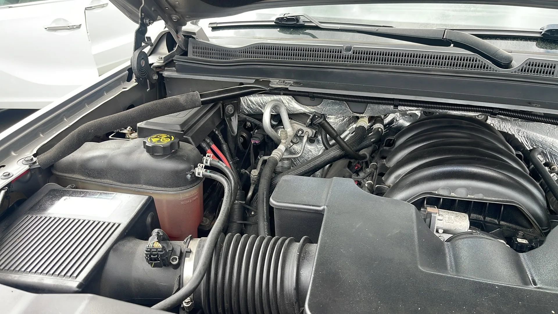 Used 2017 Chevrolet Suburban LT w/ LT Signature Package image 43