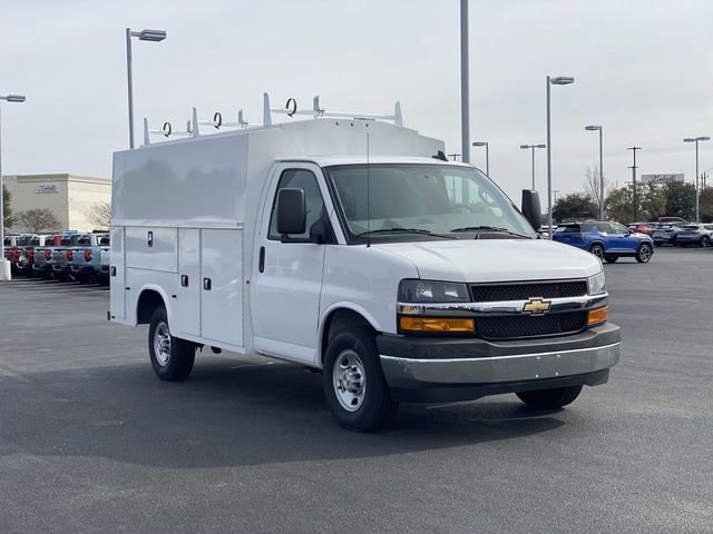 New 2025 Chevrolet Express 3500 w/ Power Convenience Package image 1