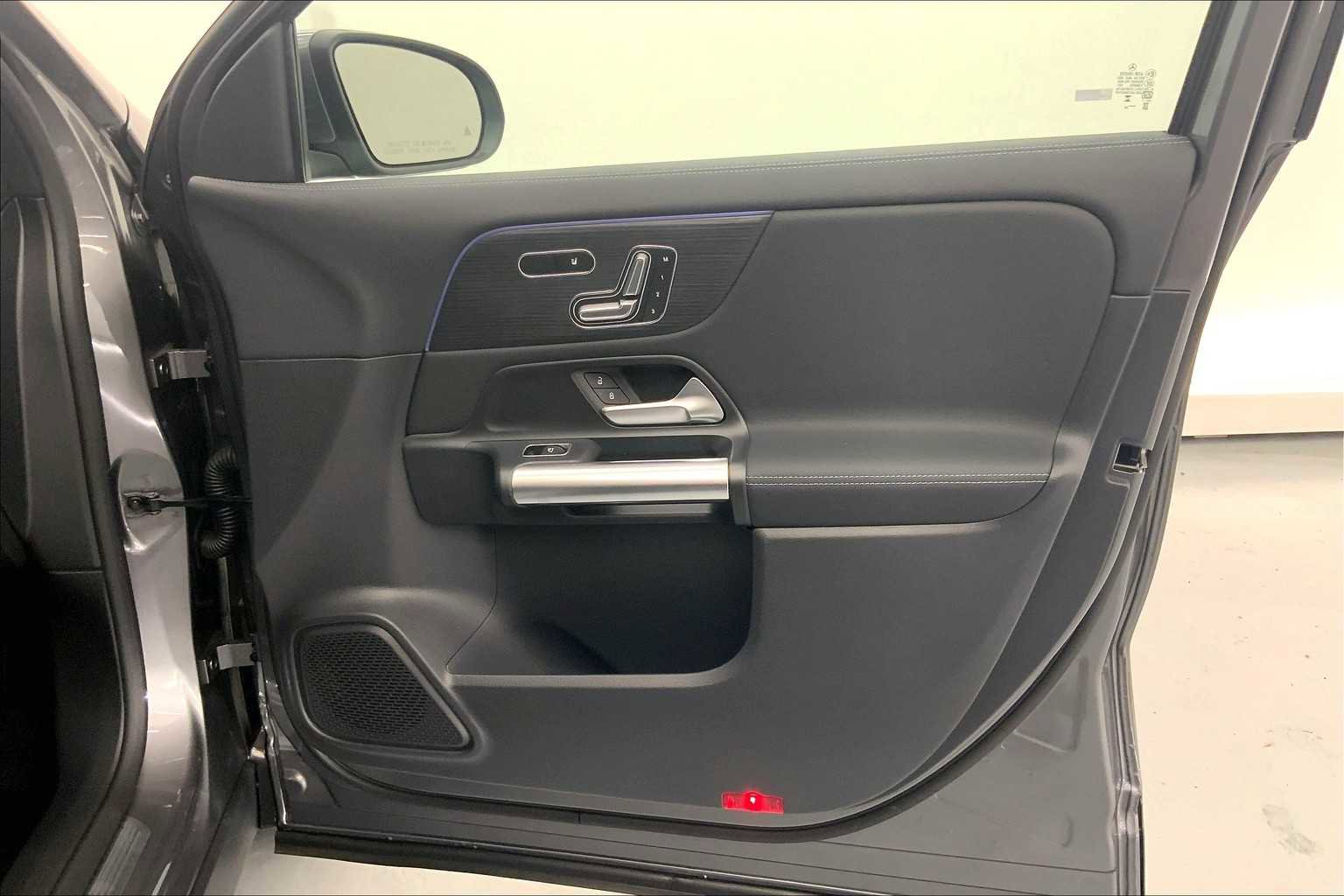 Used 2026 Mercedes-Benz GLA 250 image 10