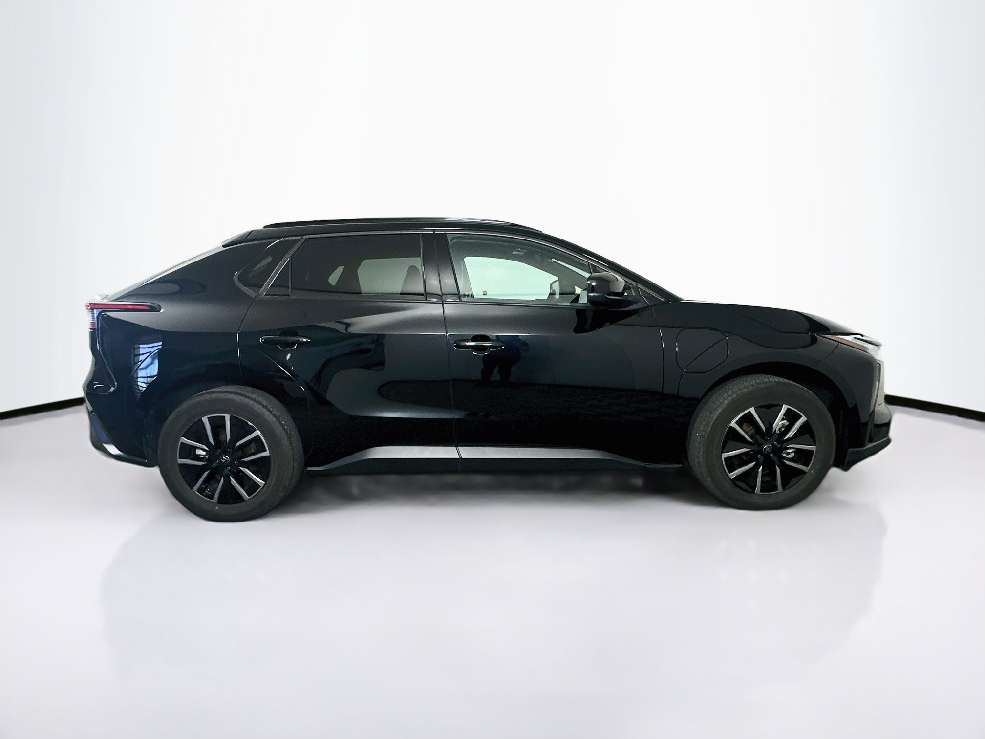 Used 2026 Toyota bZ FWD image 10
