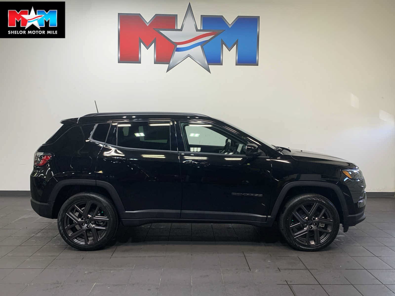 New 2026 Jeep Compass Limited AWD/4WD image 1