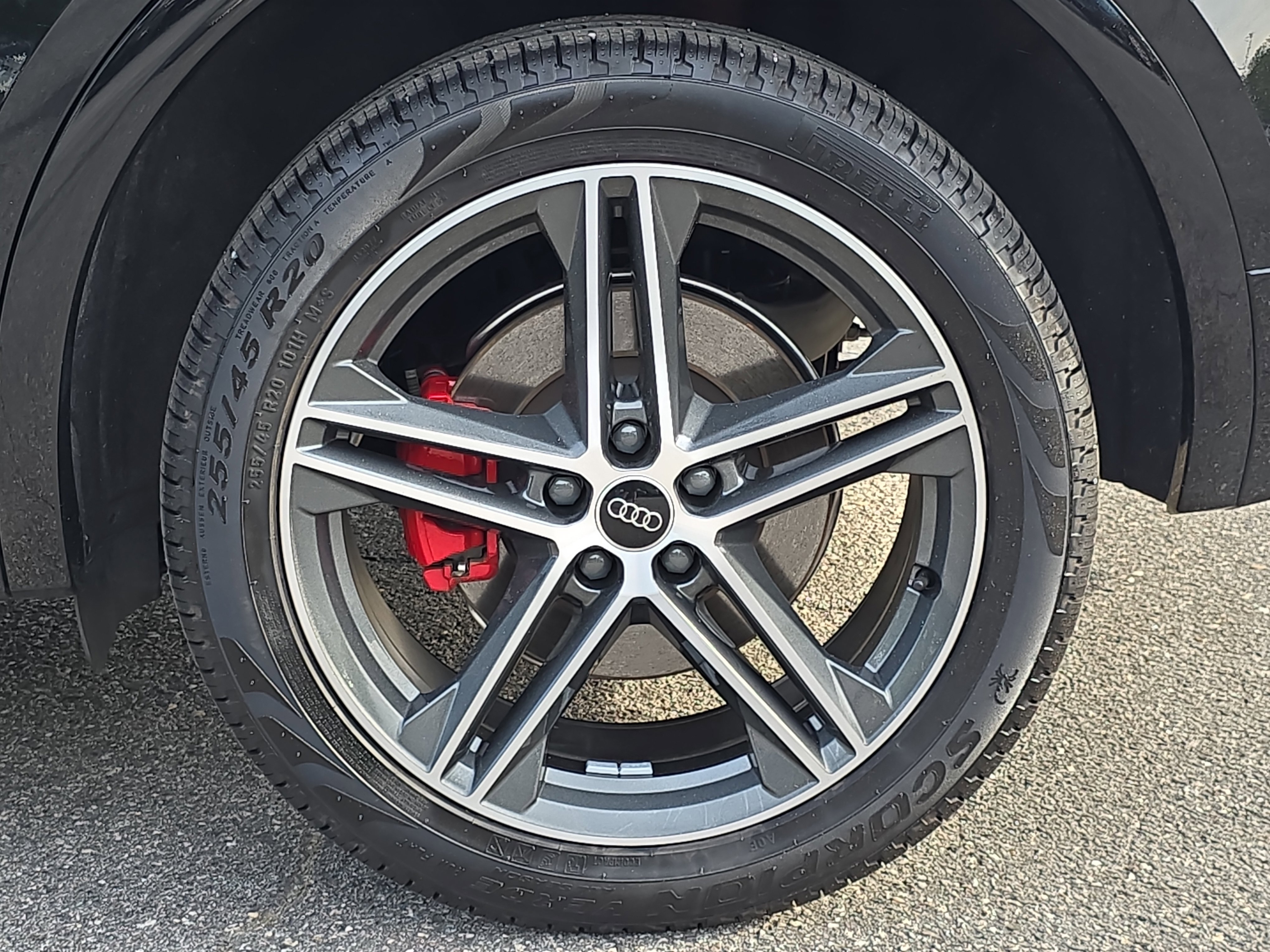 Used 2025 Audi Q5 e Premium Plus w/ Premium Plus Package image 34