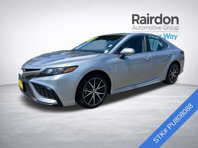 Used 2023 Toyota Camry SE FWD image 3