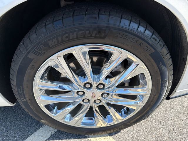 Used 2022 Cadillac XT6 Premium Luxury image 12