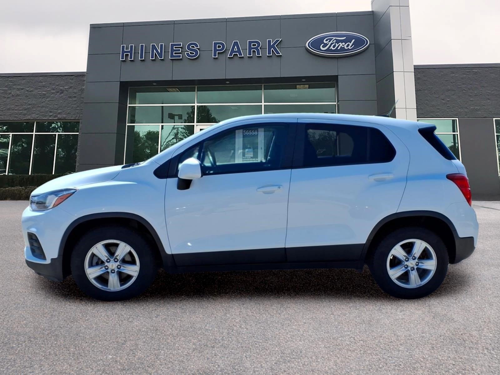 Used 2020 Chevrolet Trax LS w/ Tint and Cruise Package FWD image 4