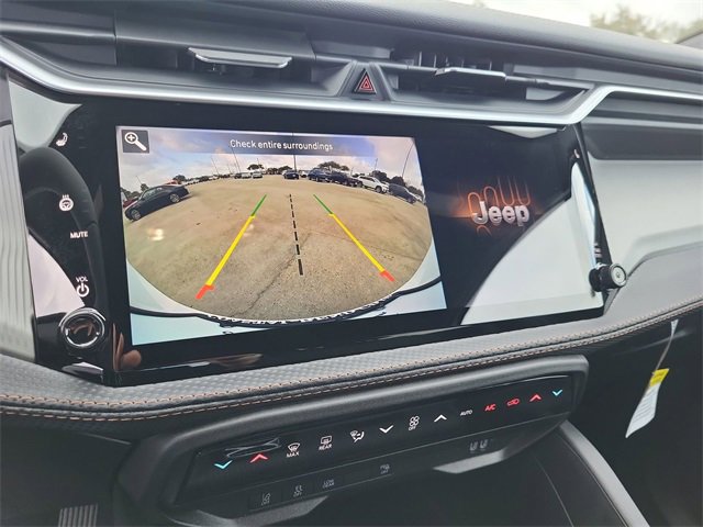 New 2026 Jeep Cherokee Laredo image 22