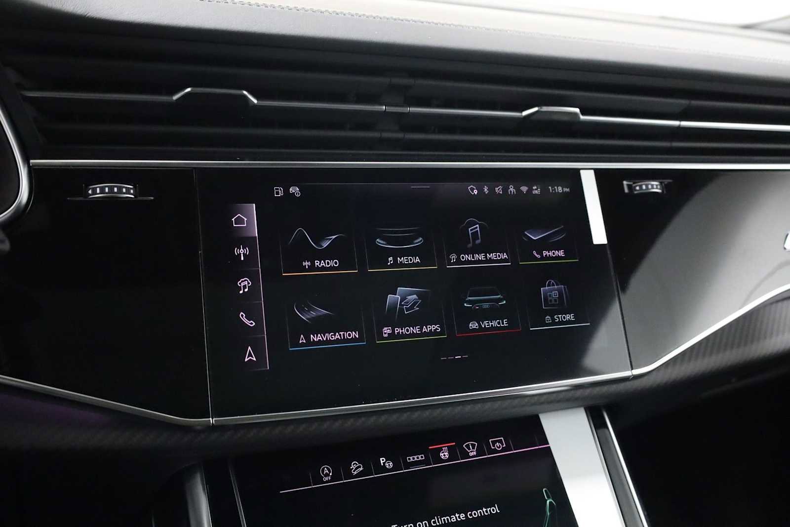 New 2026 Audi RS Q8 performance AWD/4WD image 30