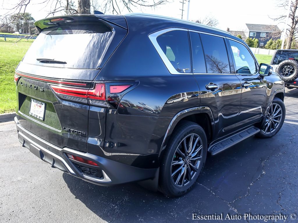Used 2025 Lexus LX 700h F Sport image 11