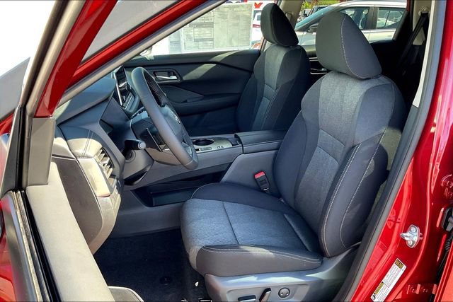 New 2026 Nissan Rogue SV image 7