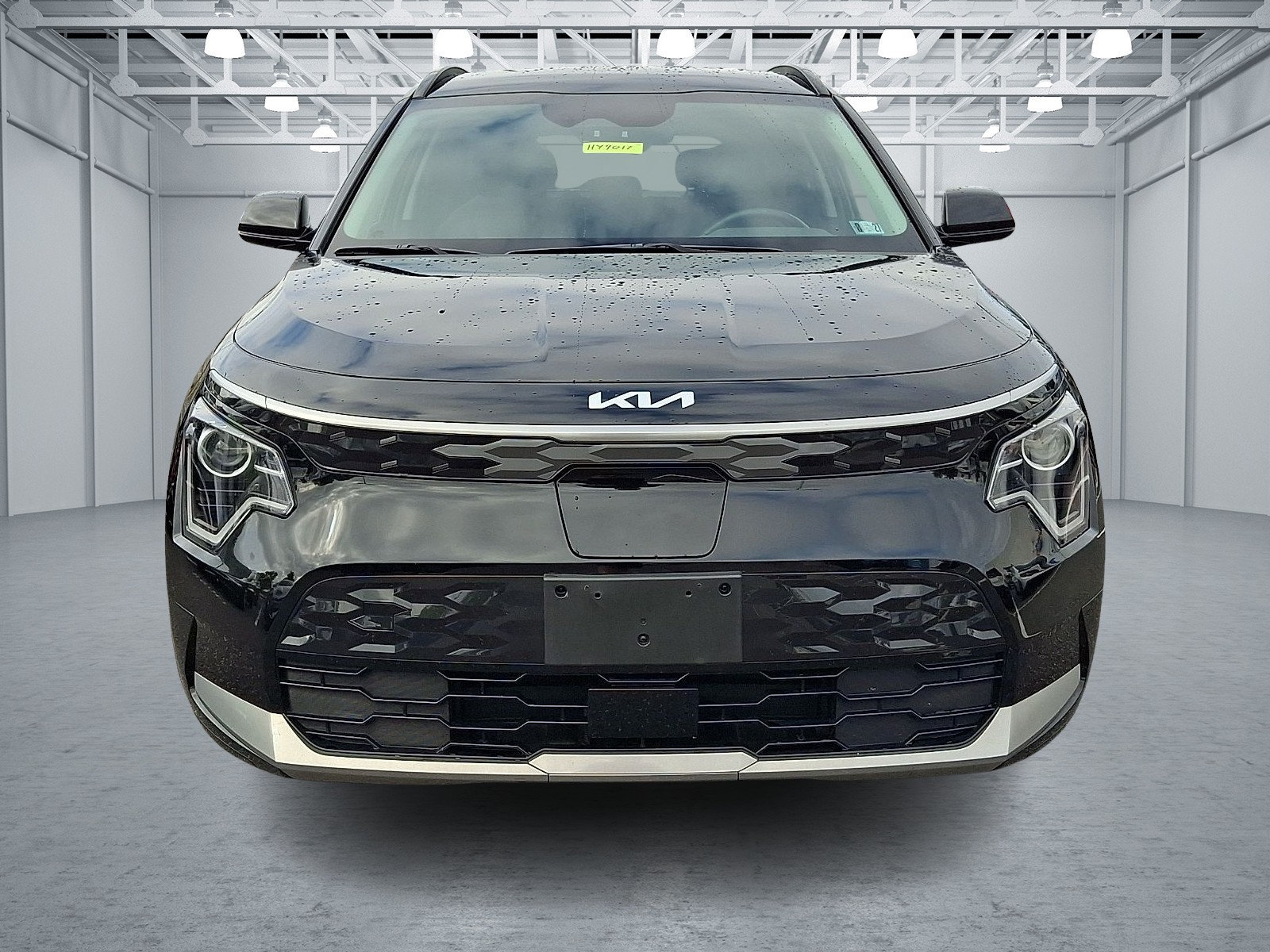 Used 2023 Kia Niro Wind FWD image 2