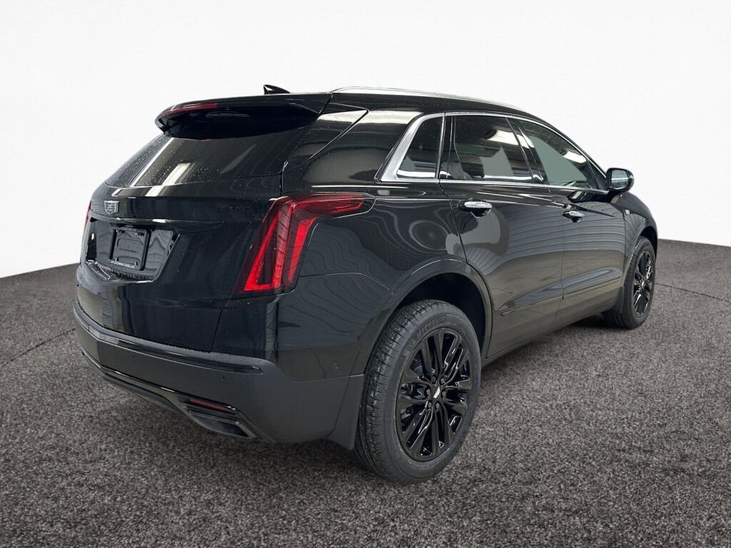 New 2026 Cadillac XT5 Premium Luxury w/ LPO, ONYX Package image 28