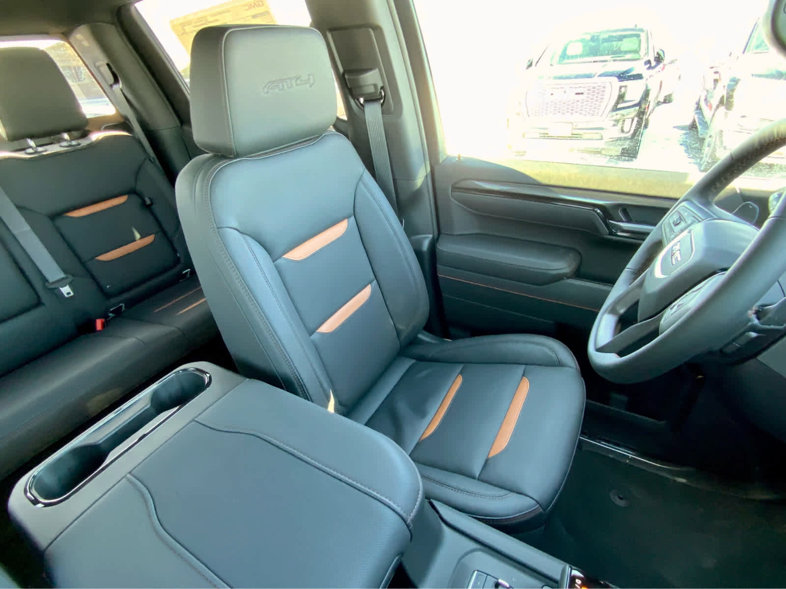 New 2026 GMC Sierra 1500 AT4 w/ AT4 Preferred Package AWD/4WD image 28