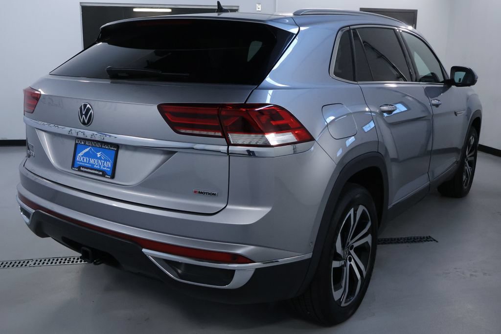 Used 2021 Volkswagen Atlas Cross Sport SEL Premium AWD/4WD image 7