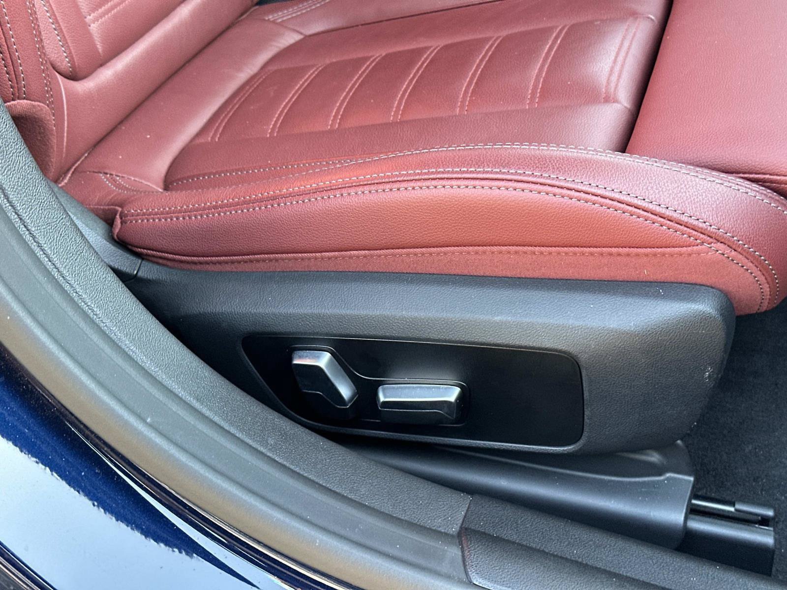 Used 2023 BMW i4 eDrive35 w/ Premium Package RWD image 38