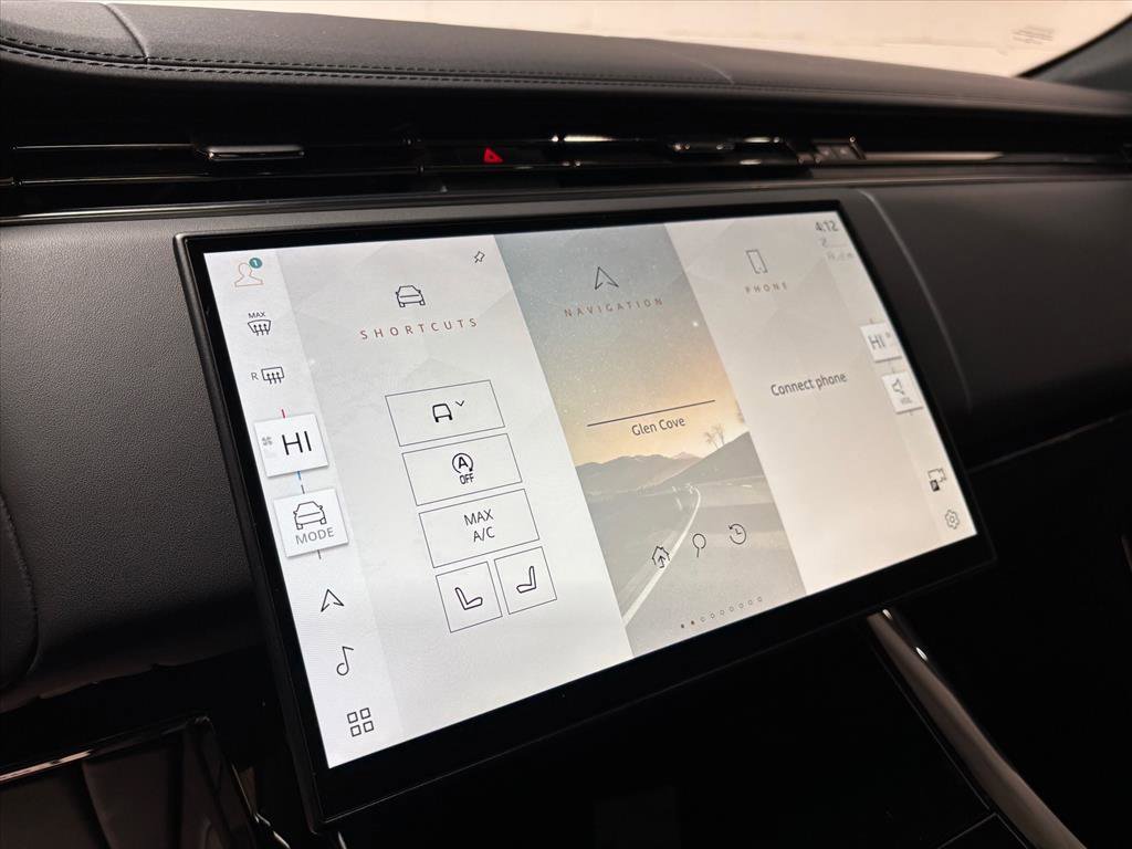 Used 2024 Land Rover Range Rover Sport SE image 16