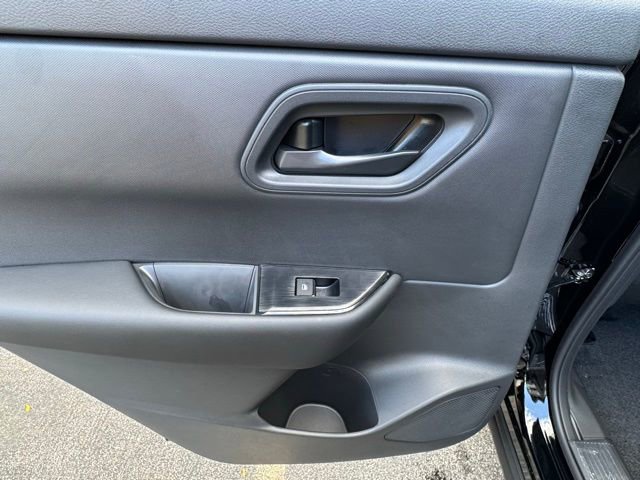 New 2026 Nissan Rogue S image 14