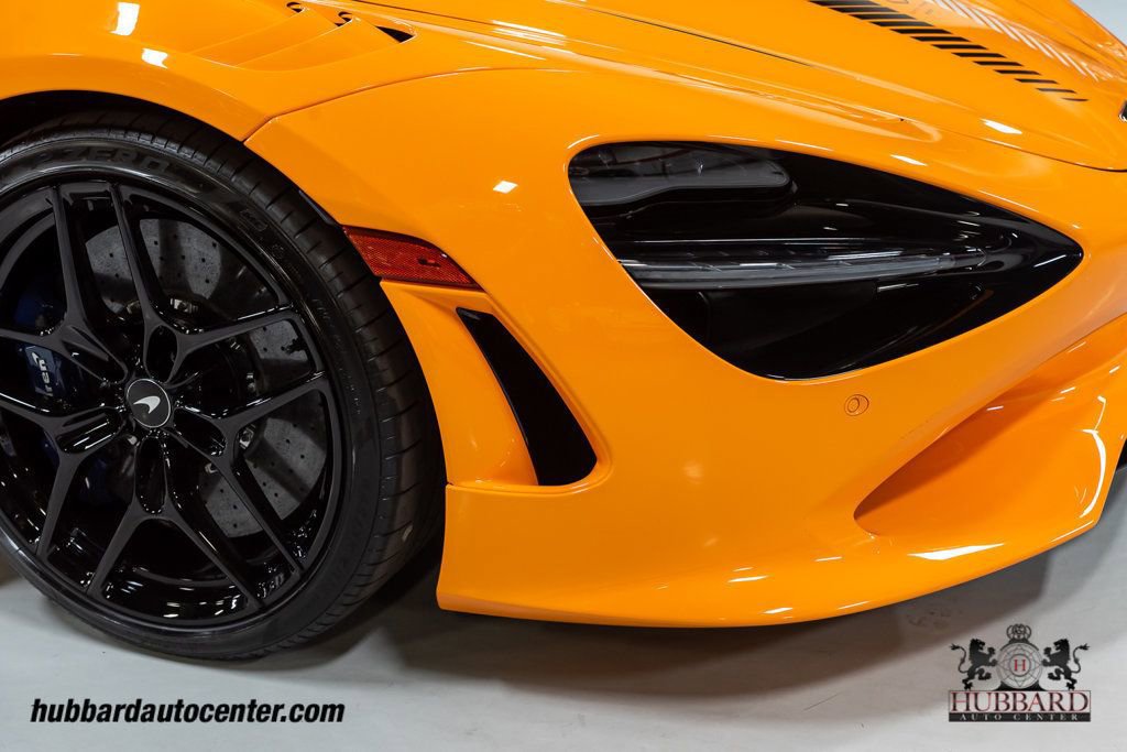 Used 2024 McLaren 750S Spider image 38