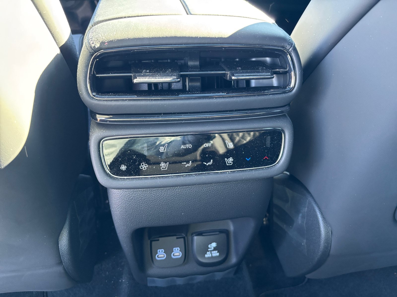 Used 2026 Genesis GV80 3.5T Prestige AWD/4WD image 32