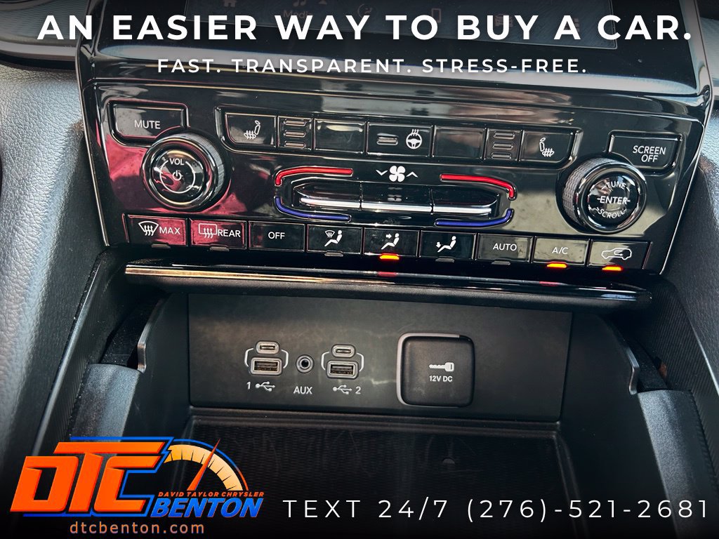 Used 2025 Jeep Grand Cherokee Altitude AWD/4WD image 22