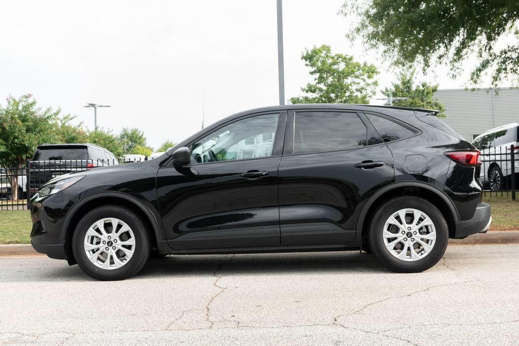 Used 2025 Ford Escape Active FWD image 7