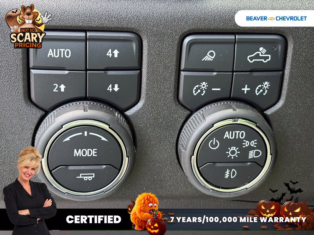 Used 2025 Chevrolet Silverado 1500 High Country w/ Technology Package AWD/4WD image 33