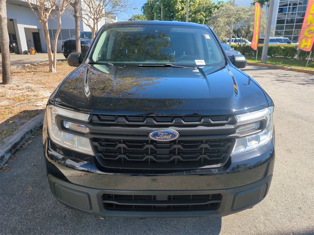 Used 2023 Ford Maverick XL image 3