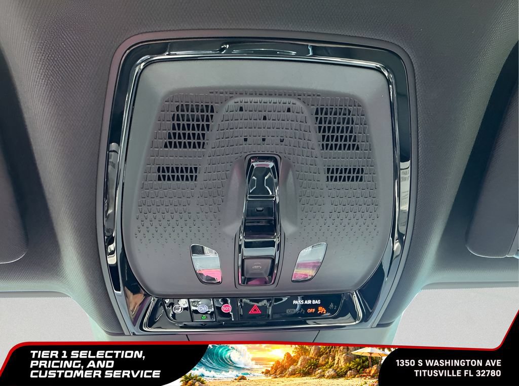 Used 2025 Cadillac Lyriq Luxury RWD image 36